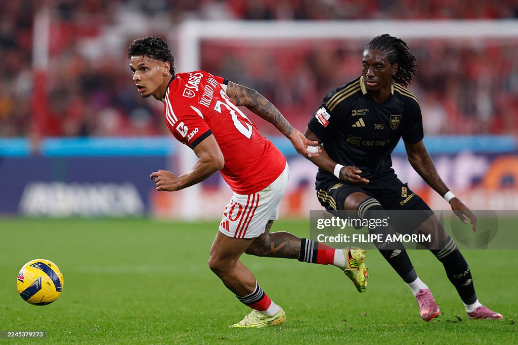 FBL-POR-LIGA-BENFICA-CASA PIA