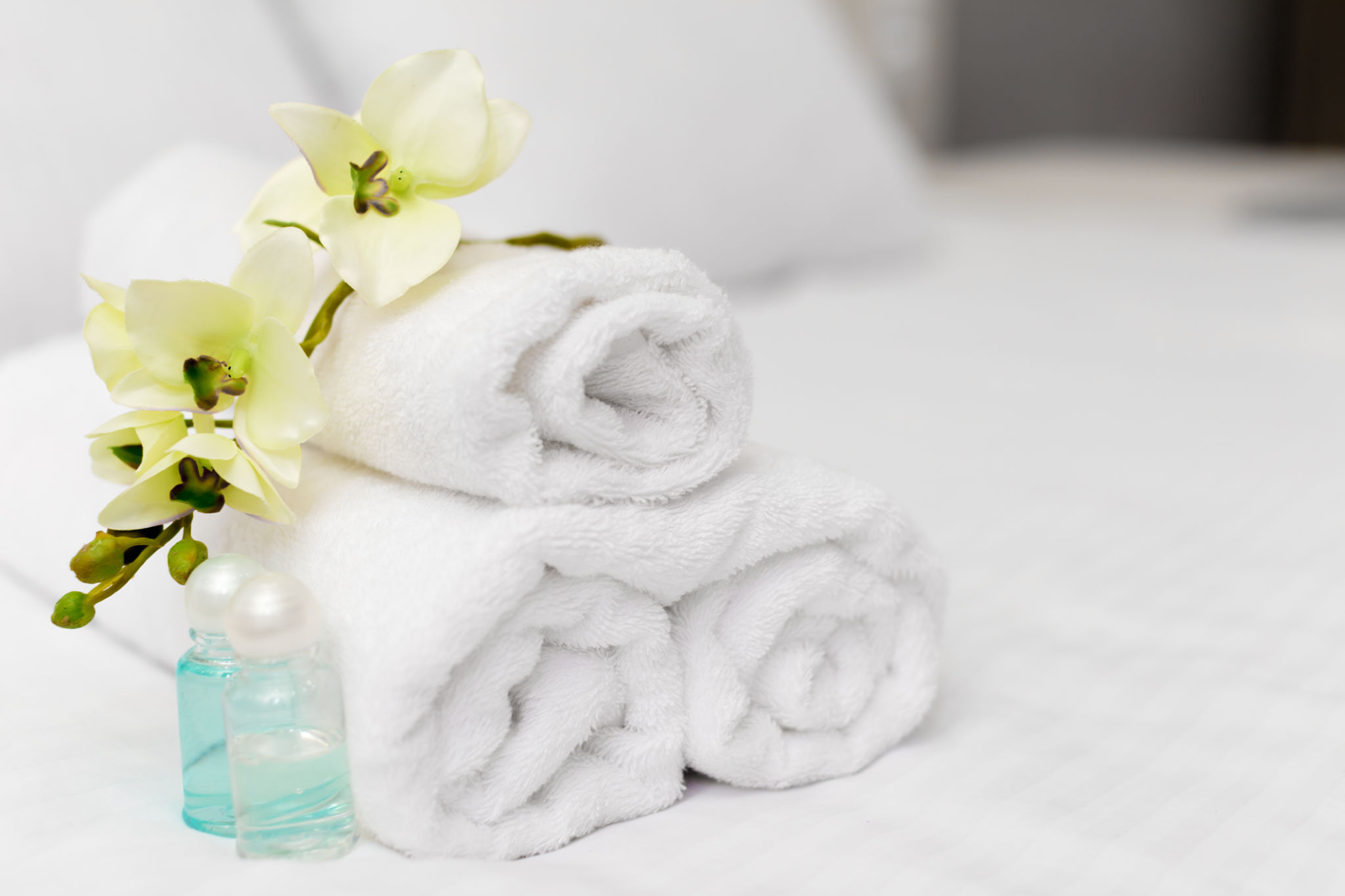 relaxing bathroom elements