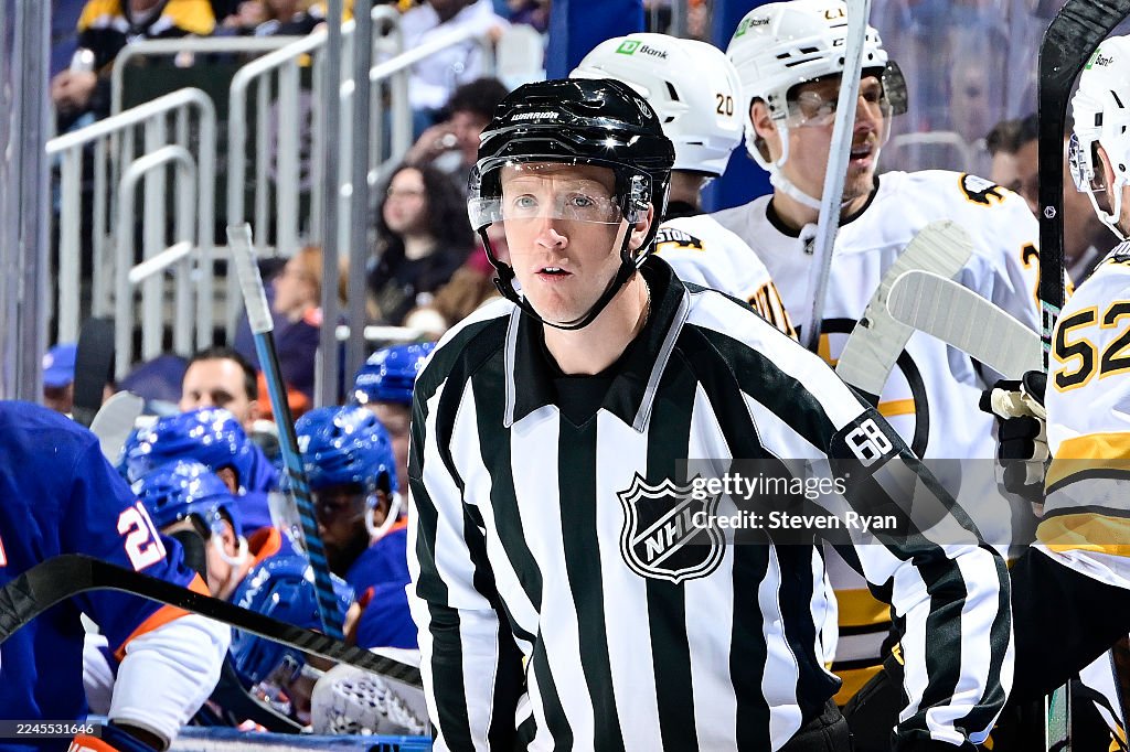 Boston Bruins v New York Islanders