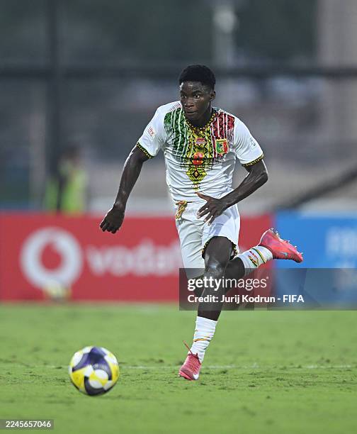 Mahamadou Konate of Mali runs with the ball during the FIFA Under-17 World Cup match between Mali and Austria at Aspire Academy on November 08, 2025...