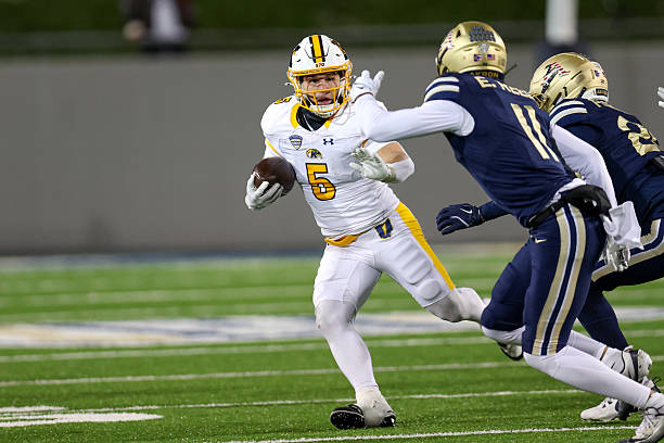 Central Michigan vs. Kent State Prediction, Odds, Picks - November 19, 2025