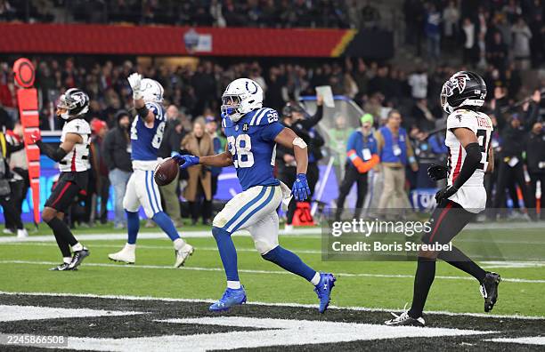 Jonathan Taylor of Indianapolis Colts looks on during the NFL 2025 game between Atlanta Falcons and Indianapolis Colts at Olympiastadion on November...