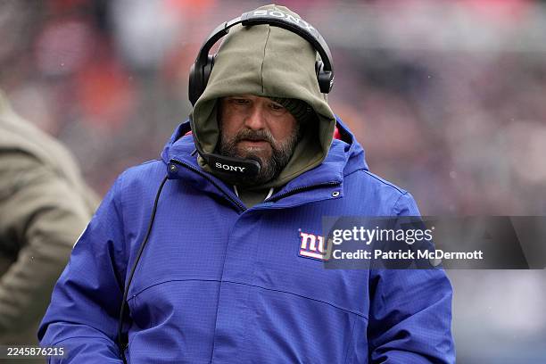 Head coach Brian Daboll of the New York Giants looks on during the second quarter in the game against the Chicago Bears at Soldier Field on November...