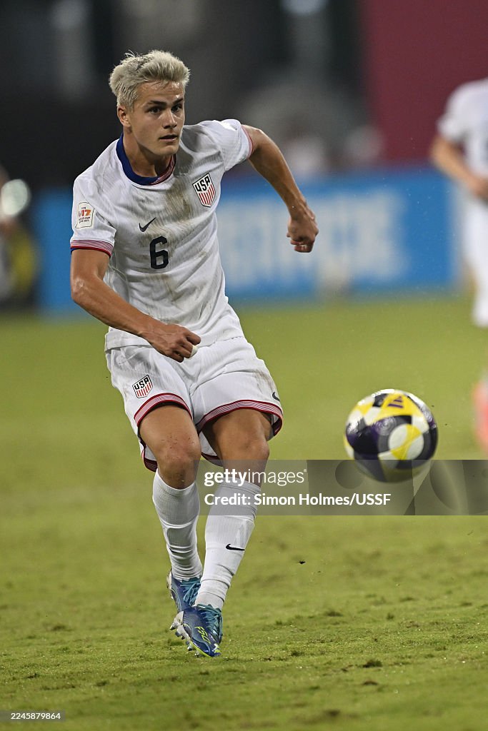 Avan Sullivan Cavan Sullivan of the United States plays the ball during the FIFA ...