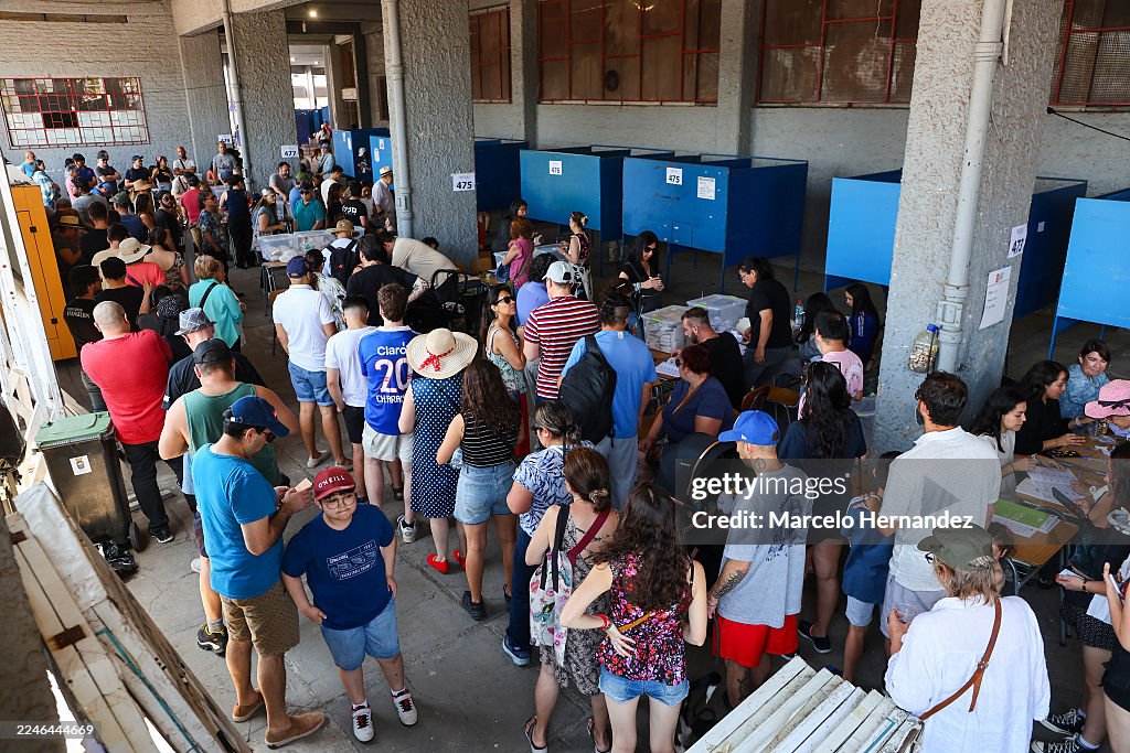 Chileans Vote For President In Tight Election