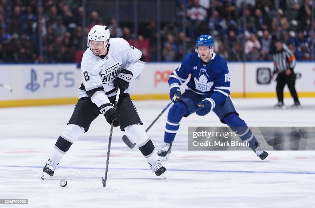 Los Angeles Kings v Toronto Maple Leafs