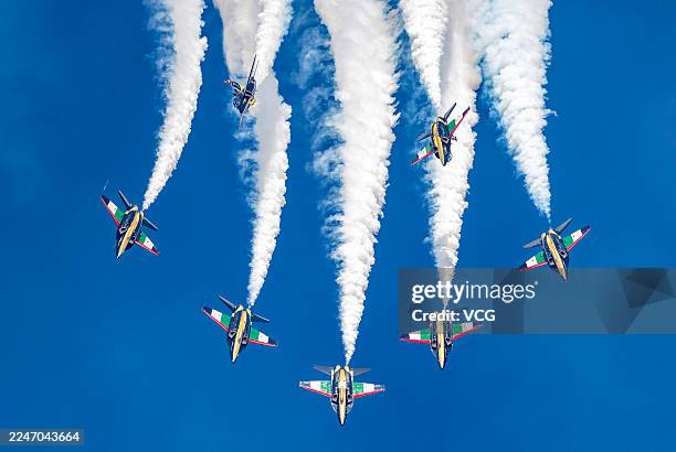 The United Arab Emirates Air Force's newly re-equipped Fursan Al-Emarat aerobatic display team flies the Hongdu L-15 advanced jet trainer from China...