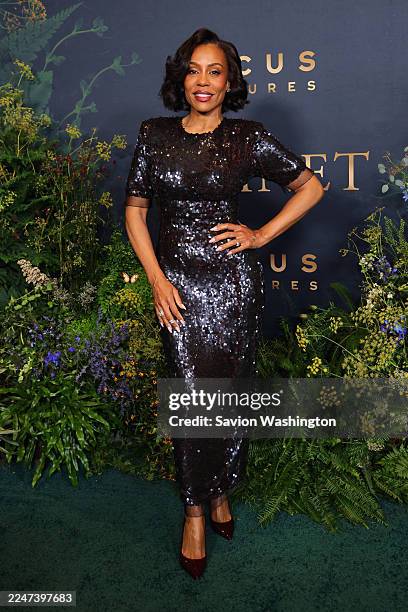 Karen Pittman attends the premiere of Focus Features' "Hamnet" at Academy Museum of Motion Pictures on November 18, 2025 in Los Angeles, California.