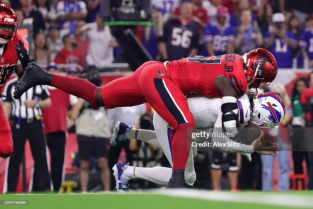Buffalo Bills v Houston Texans