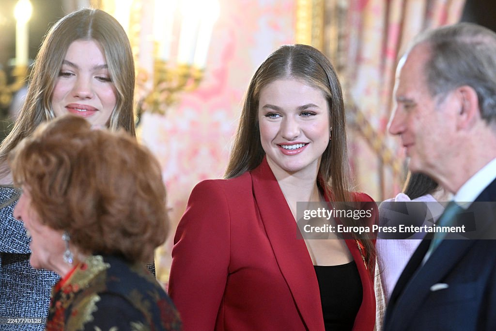 Мероприятия к 50-летию реставрации монархии в Испании Мероприятия к 50-летию реставрации монархии в Испании