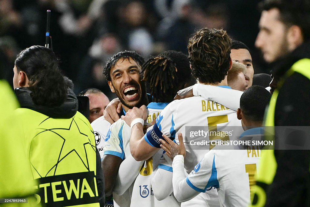 TOPSHOT-FBL-EUR-C1-MARSEILLE-NEWCASTLE