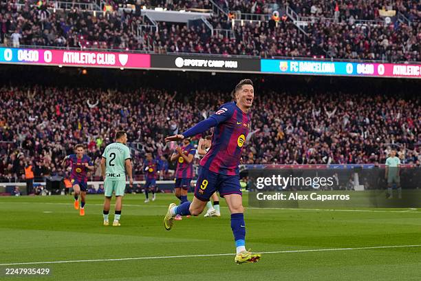 Robert Lewandowski of FC Barcelona celebrates scoring his team's first goal during the LaLiga EA Sports match between FC Barcelona and Athletic Club...