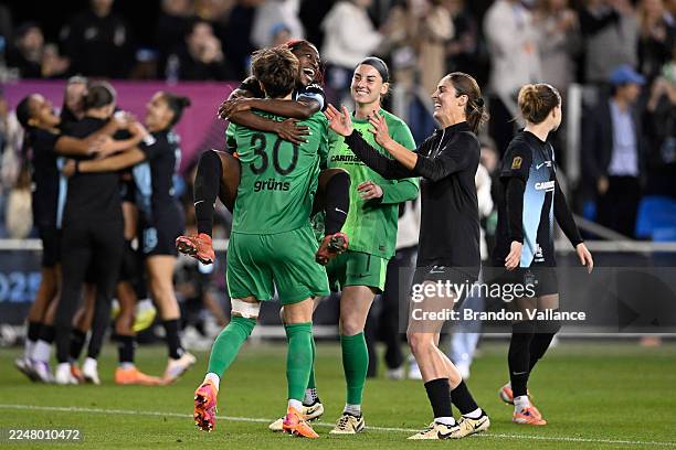 Mandy Freeman 165,407 Nwsl Photos & High Res Pictures - Getty Images