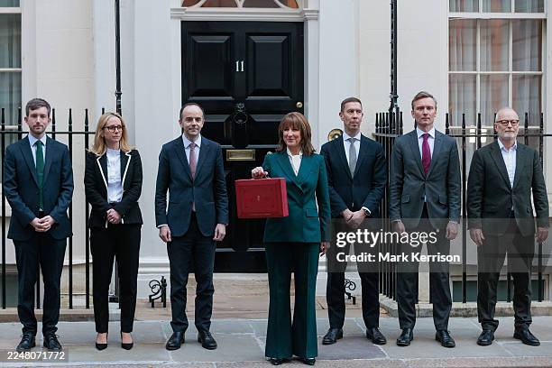 Rachel Reeves Despatch Box 84,362 Uk Mps Stock Photos, High-Res Pictures, and Images - Getty Images