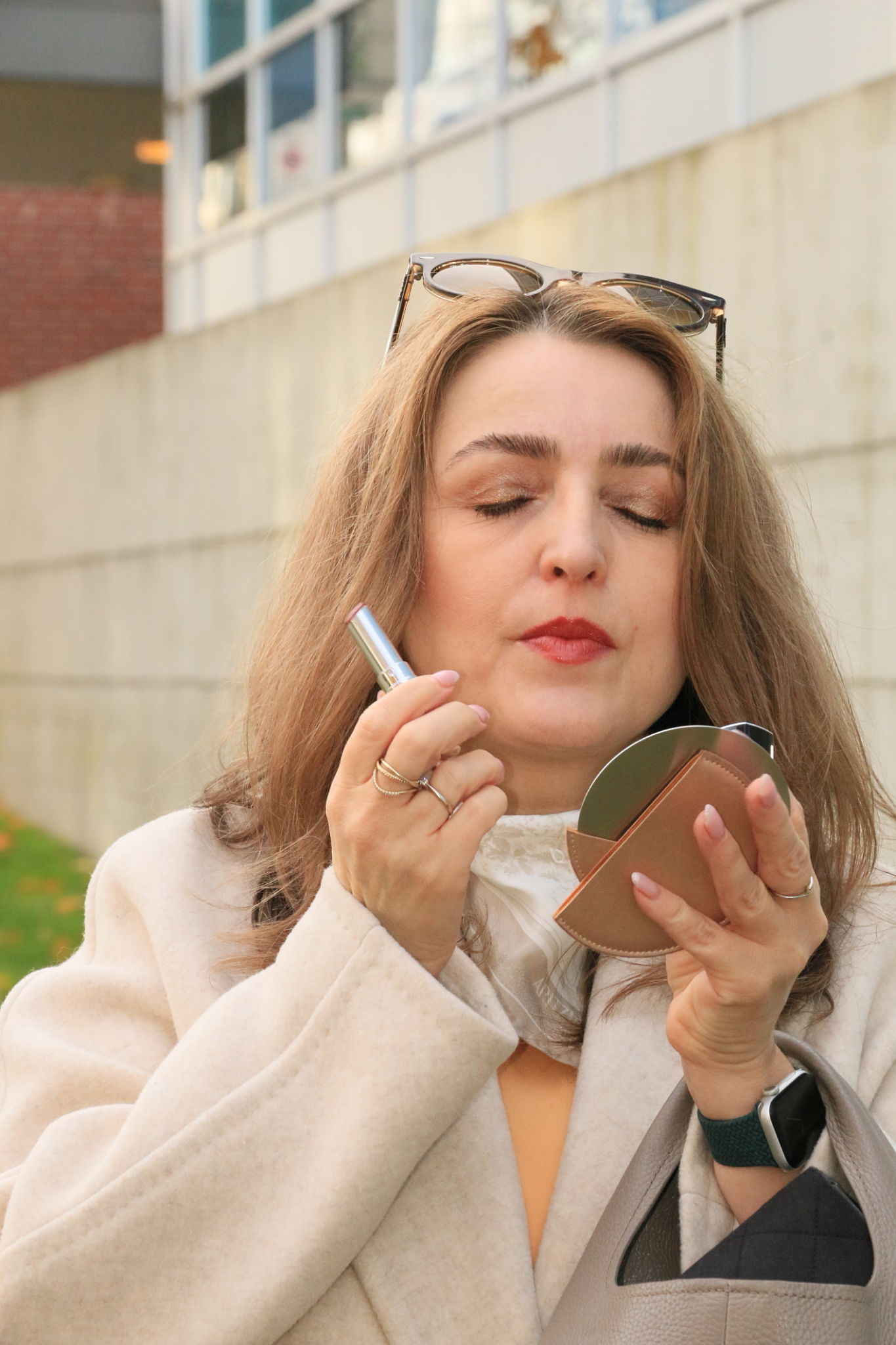 canadian makeup trends