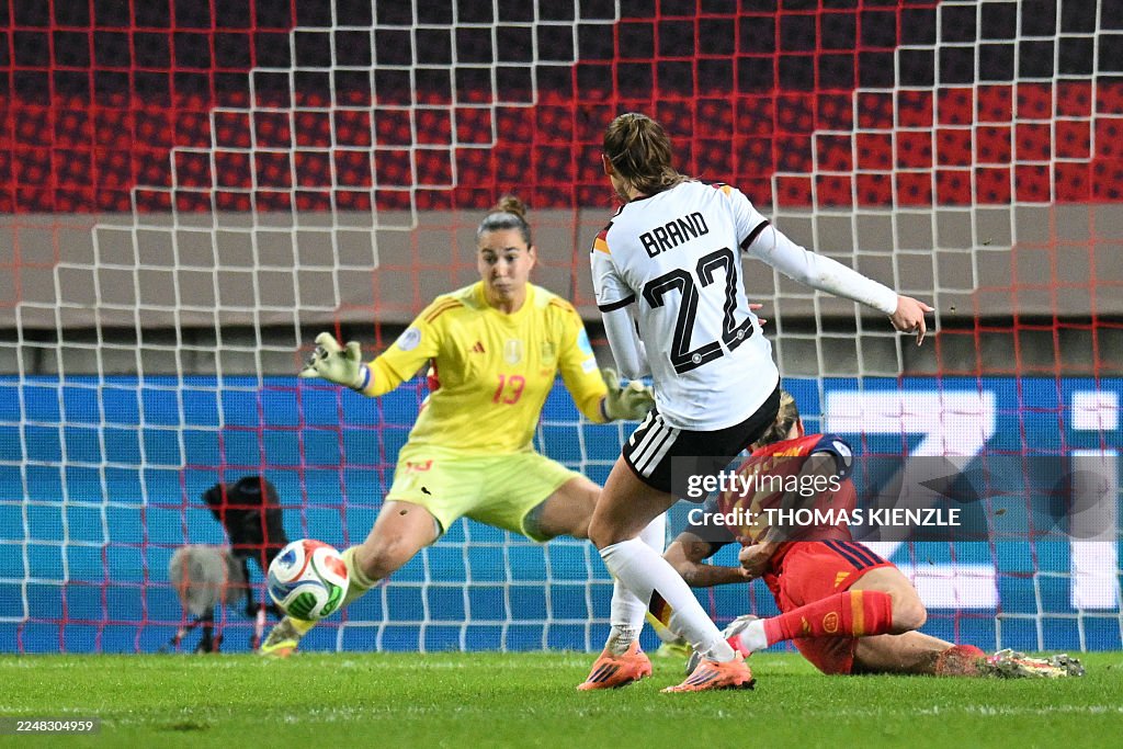 FBL-EUR-NATIONS-WOMEN-GER-ESP