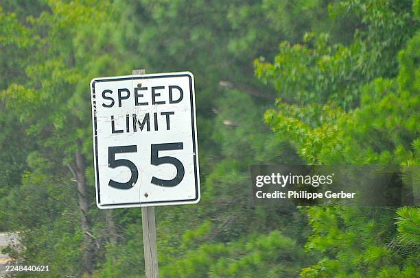 62 Speed Limit Sign 55 Stock Photos and High-Res Images - Getty Images