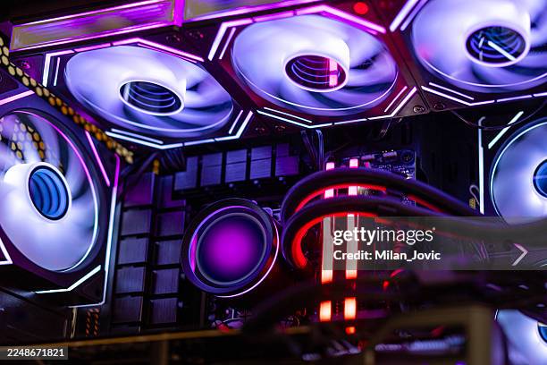 custom water-cooled gaming computer setup - pc components stock pictures, royalty-free photos & images