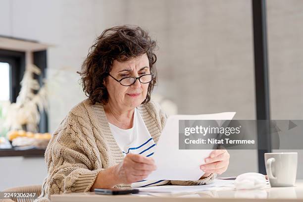 daily money management provides a comprehensive suite of services tailored to the specific financial needs of senior citizens. this support is essential for effective finance management, guaranteeing a comfortable and secure lifestyle. - house rental stock pictures, royalty-free photos & images