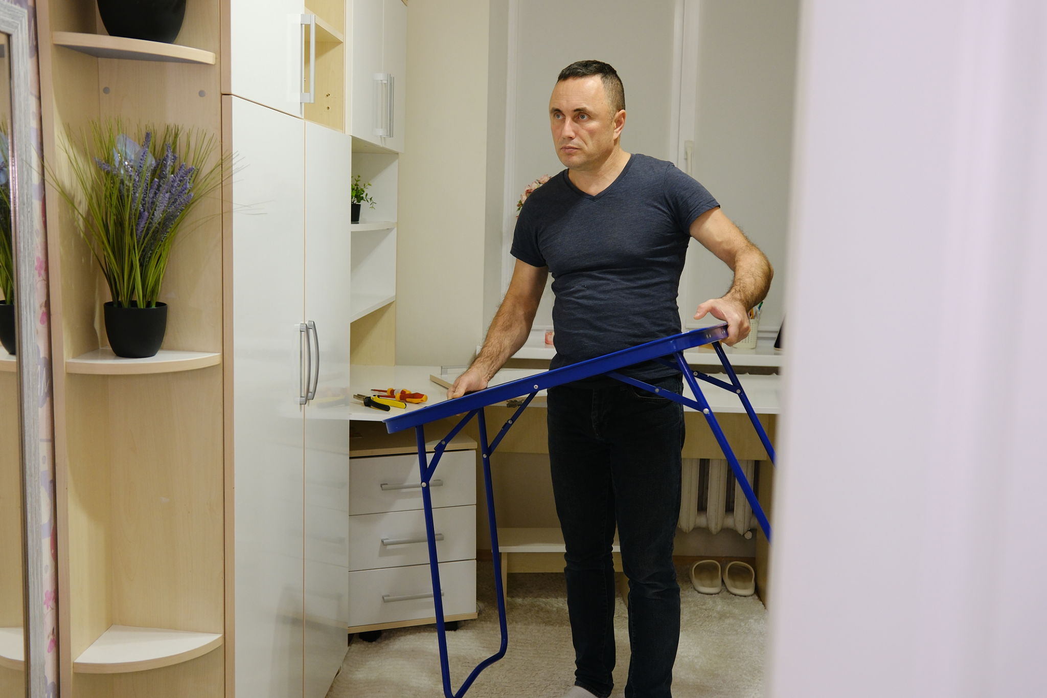 iron furniture maintenance