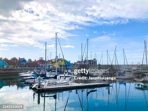 Long Beach, CA: Veleiros em Rainbow Harbor Long Beach, CA: Veleiros em Rainbow Harbor