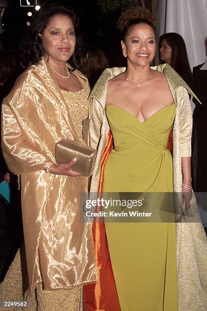 Following the 73rd Annual Academy Awards, Phylicia Rashad and Debbie Allen at the 2001 Elton John Oscar Party at Moomba, Los Angeles, Ca. 3/25/01....