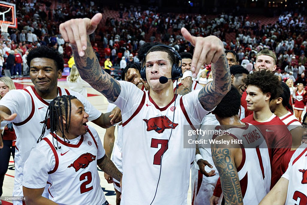 Louisville v Arkansas