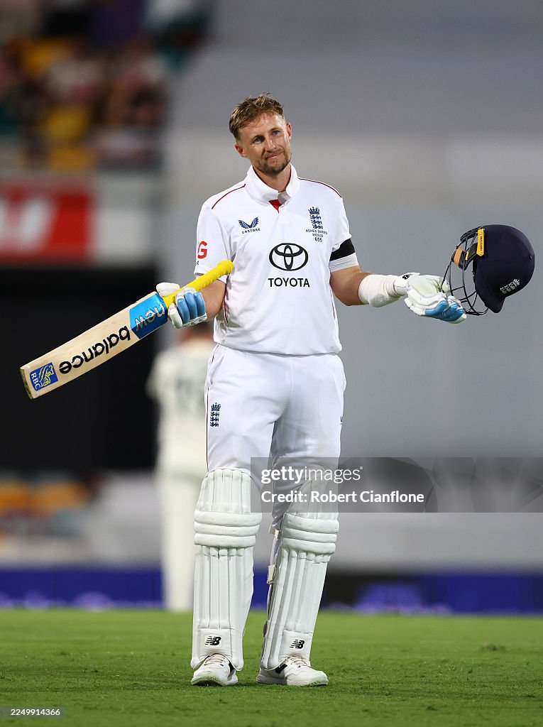 Australia v England: 2025/26 Ashes Series - Second Test: Day 1
