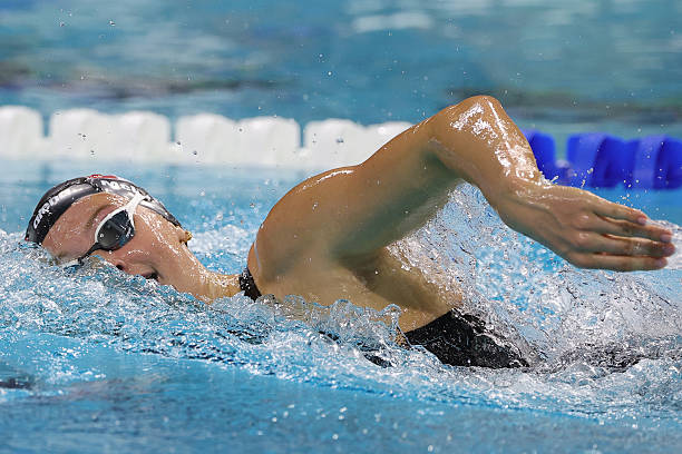 Summer McIntosh competes in the Women's 200m Freestyle heat during day 2 of the Toyota U.S. Open at Lee and Joe Jamail Texas Swimming Center on...