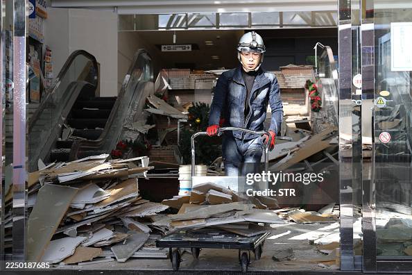 TOPSHOT-JAPAN-EARTHQUAKE TOPSHOT-JAPAN-EARTHQUAKE
