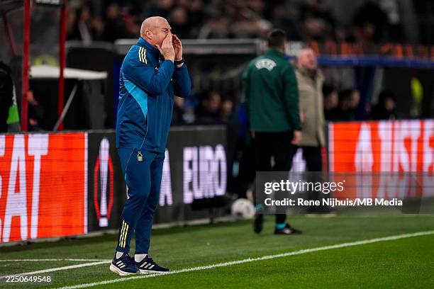 Nottingham Forest head coach Sean Dyche shouts during the UEFA Europa League 2025/26 League Phase MD6 match between FC Utrecht and Nottingham Forest...