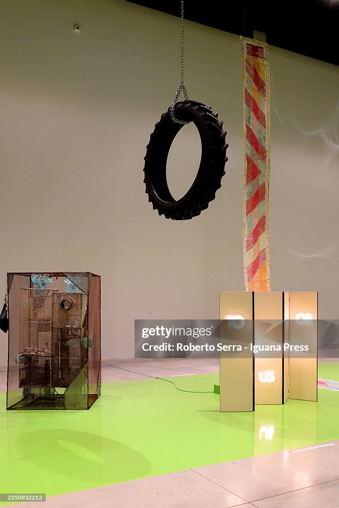 “UNAROMA” Exhibition Preview