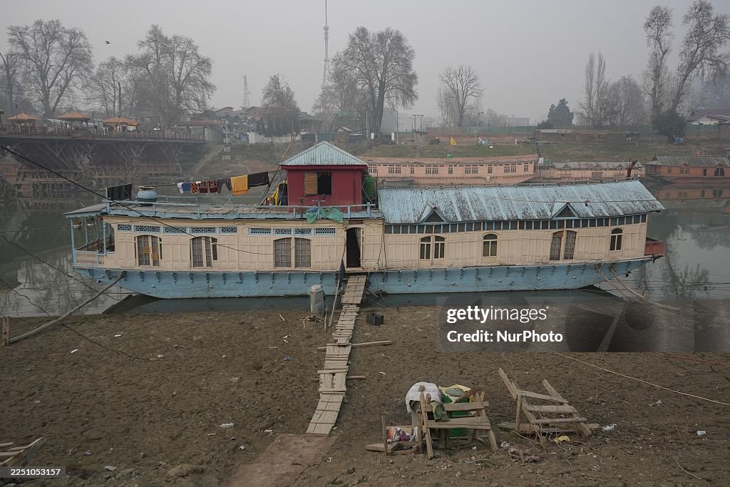 Prolonged Dry Spell Lowers Kashmir's Jhelum River To Its Lowest Level In Recent Years