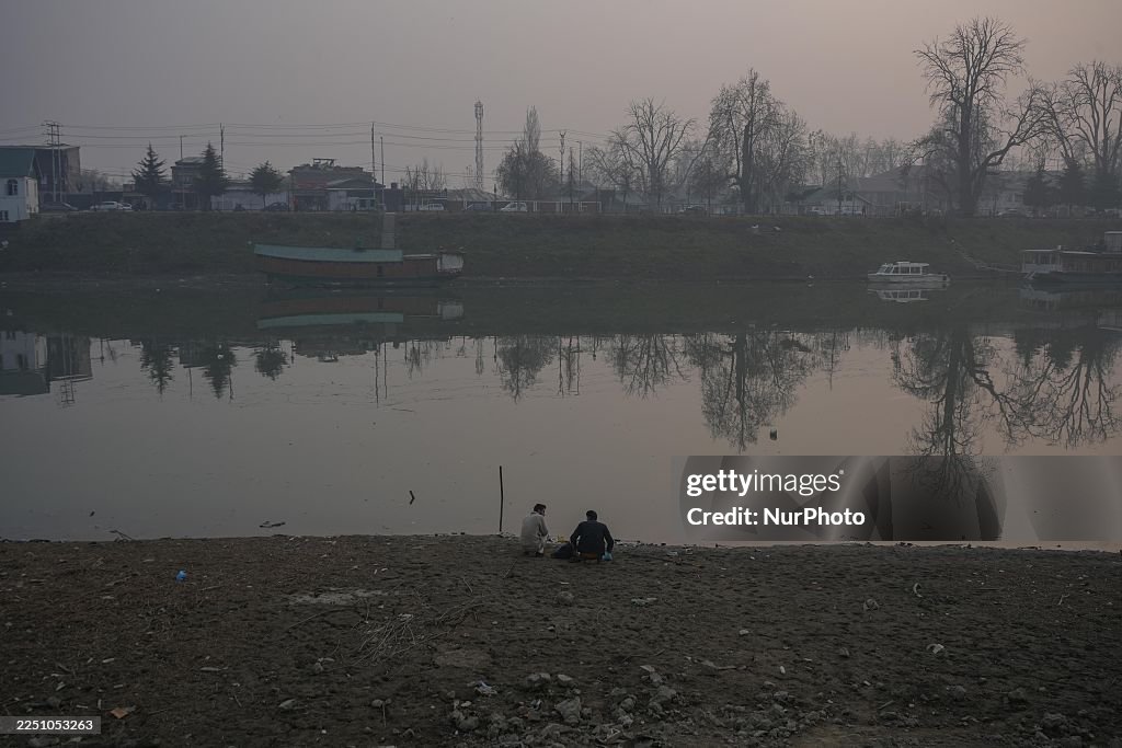 Prolonged Dry Spell Lowers Kashmir's Jhelum River To Its Lowest Level In Recent Years