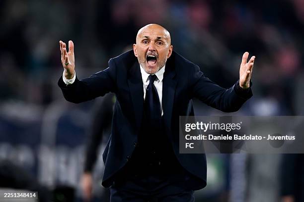 Luciano Spalletti of Juventus reacts during the Serie A match between Bologna FC 1909 and Juventus FC at Renato Dall'Ara Stadium on December 14, 2025...