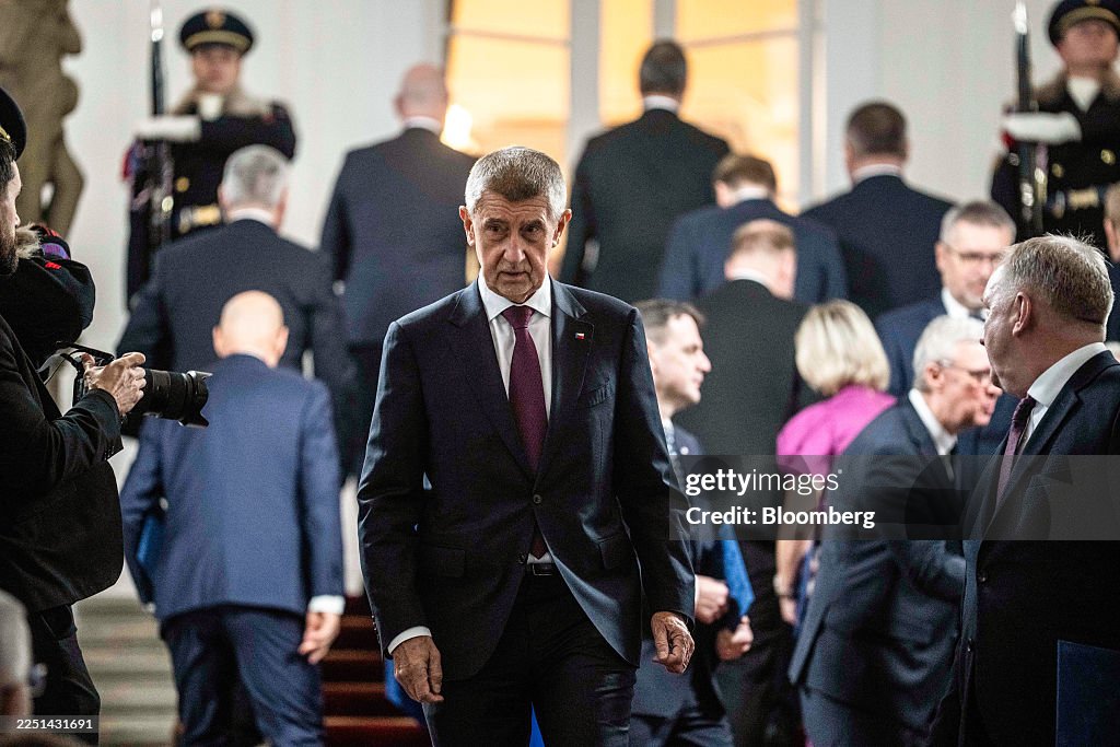 Czech President Petr Pavel Names New Cabinet Led by Billionaire AndrejÌýBabis