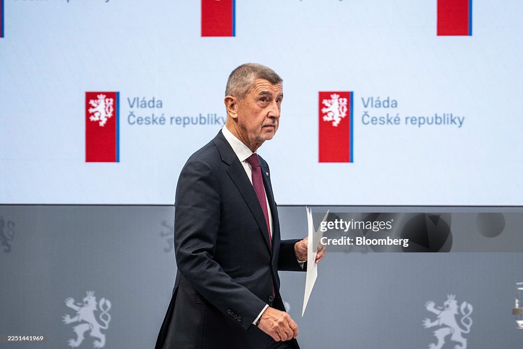 Czech President Petr Pavel Names New Cabinet Led by Billionaire Andrej Babis