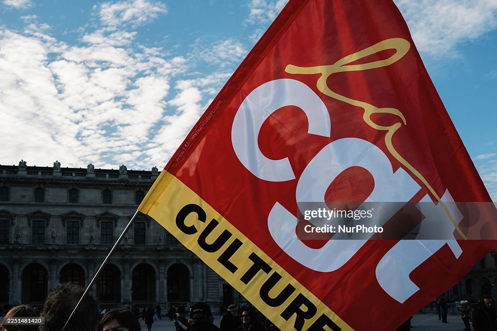 The Louvre Museum Closed On Monday Due To A Strike