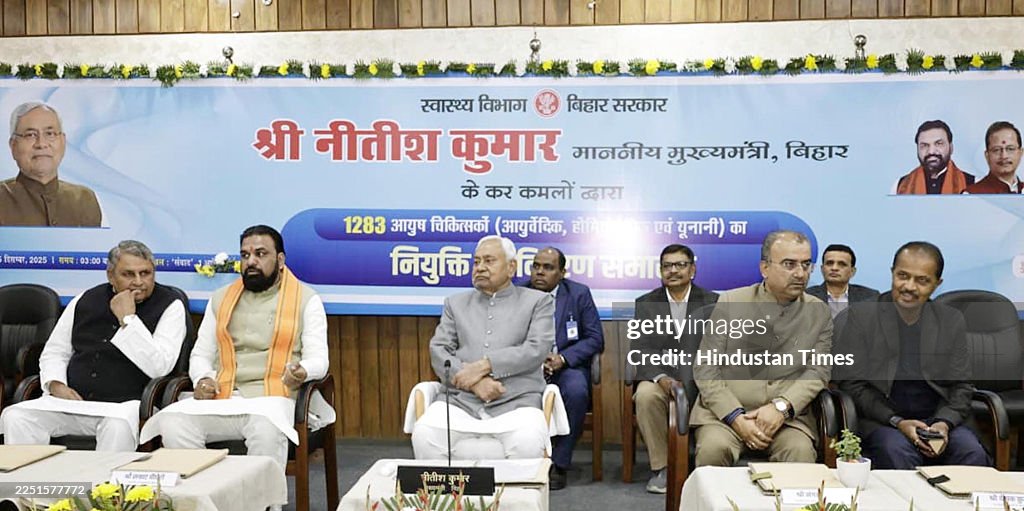 Bihar CM Nitish Kumar Distributes Appointment Letters To Ayush Doctors