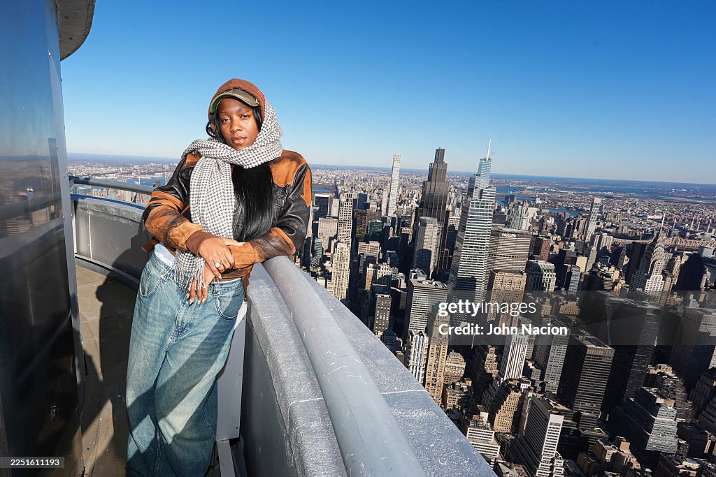 Rachel Chinouriri Visits the Empire State Building