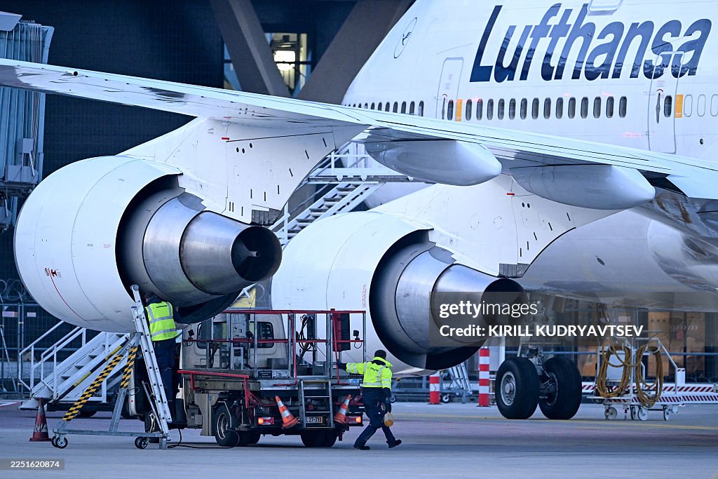 GERMANY-POLITICS-TRANSPORT-AVIATION