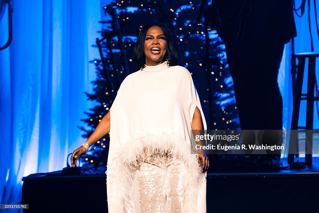 Christmas With CeCe Winans Featuring Angie Winans & Debbie Winans - Sugar Land, TX