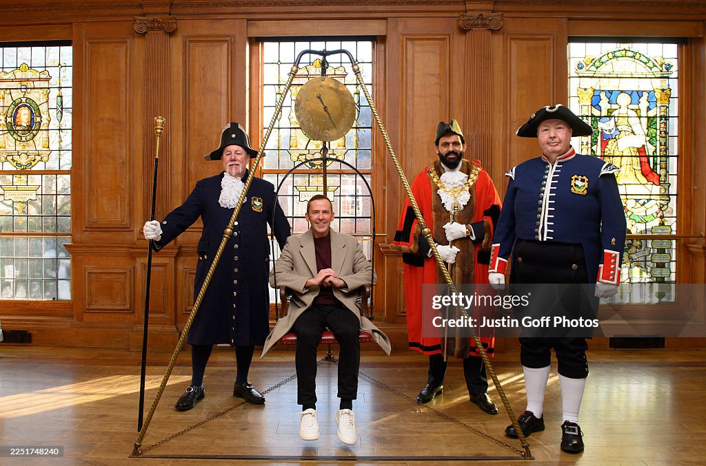 High Wycombe 'Weighing Of The Mayor' 2025 With Cast Of "Jack And The Beanstalk" Pantomime