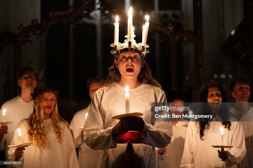 London Nordic Choir Celebrates Sankta Lucia With Christmas Concert Performance