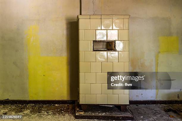 Old Radiator From Building 169 Old Style Radiators Stock Photos, High-Res Pictures, and Images ...