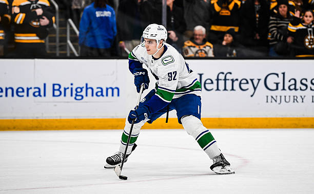 Flyers vs. Canucks Prediction, Odds, Picks - Dec. 22