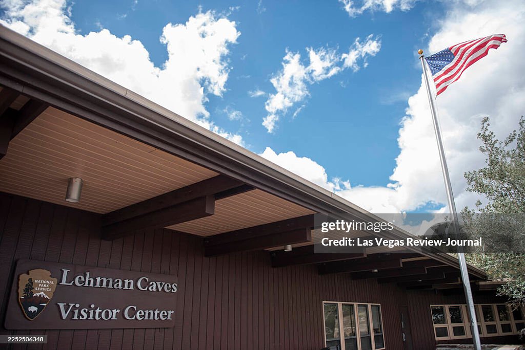 TRV-UST-NEV-LEHMAN-CAVES-2-LV