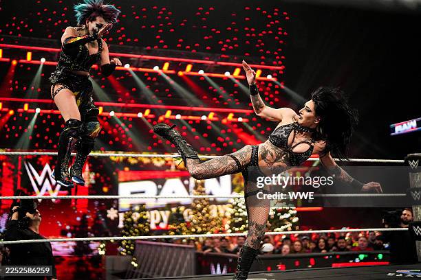 Asuka Rhea Ripley 219 Asuka Wwe Photos & High Res Pictures - Getty Images
