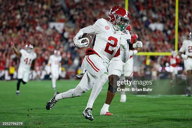 Zabien Brown of the Alabama Crimson Tide returns an interception for a touchdown during the second quarter against the Oklahoma Sooners during 2025...