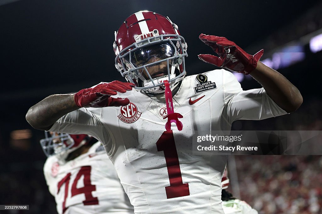 2025 College Football Playoff First Round Game - Alabama v Oklahoma